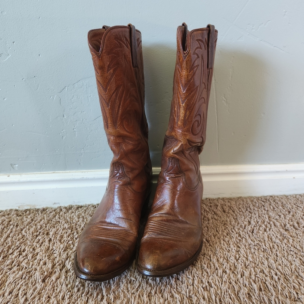 Luochese Brown leather cowboy boots, size 8.5 D.